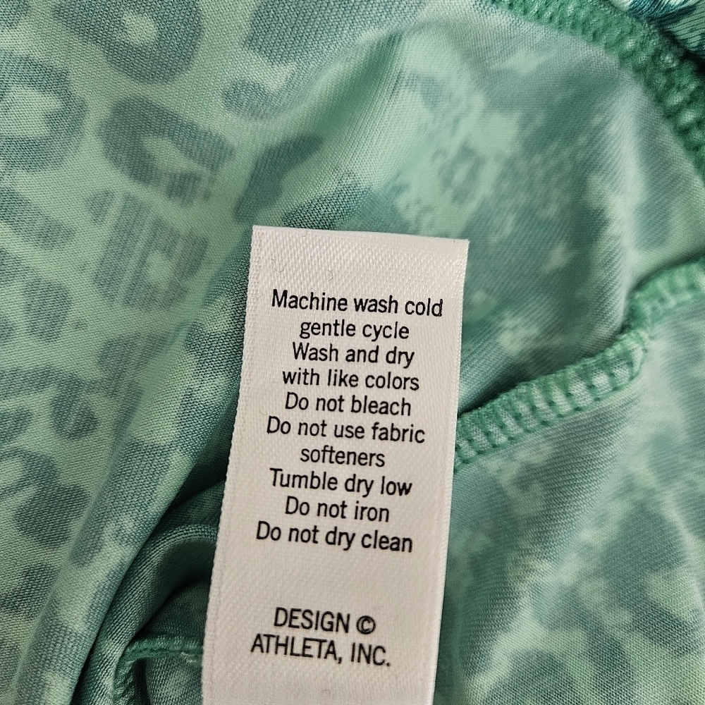Athleta Tinker Tank Top Green Leopard Sleeveless Racerback Athletic Shirt Small - Picture 7 of 8